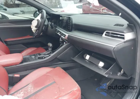 2022 Kia K5 Gt-Line z USA, uszkodzony, nr VIN 5XXG64J2XNG114971